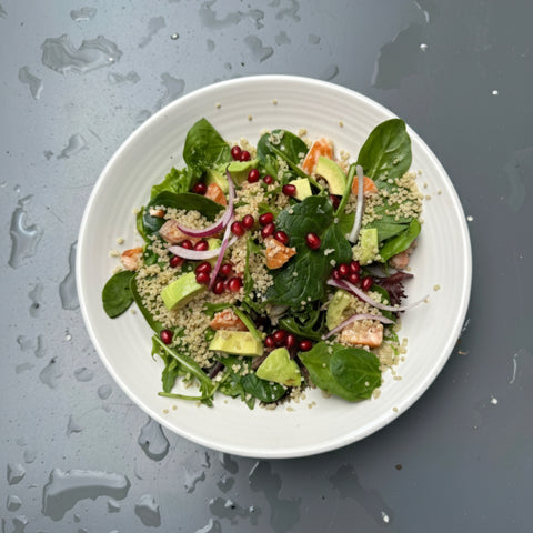 Salada de Salmão, Romã e Abacate