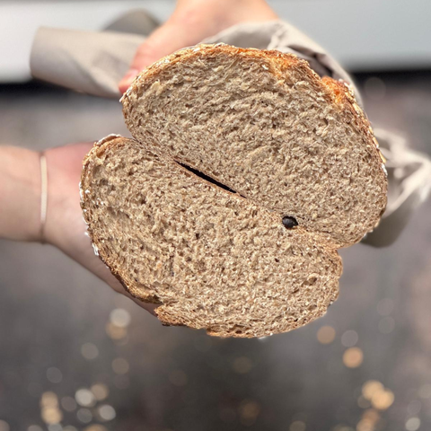 Pão de Trigo Integral Bio | Massa Mãe | 880g