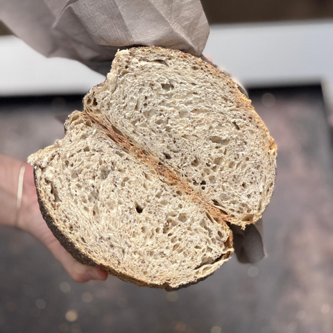 Pão de Espelta e Chia | Massa Mãe | 840g